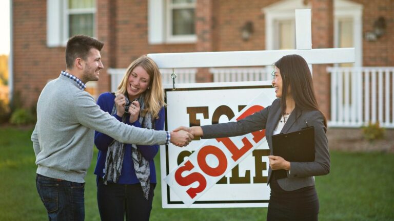 Why Should You Hire A Realtor To Sell Your Home?